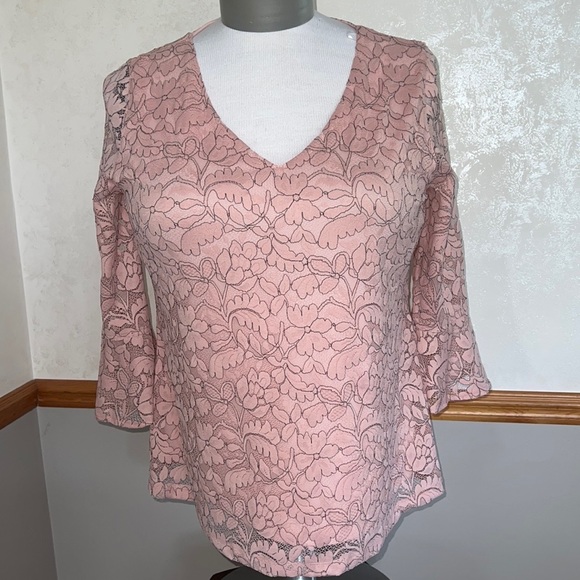 Elle Tops - Elle Pink Lace 3/4 Bell Sleeves Blouse